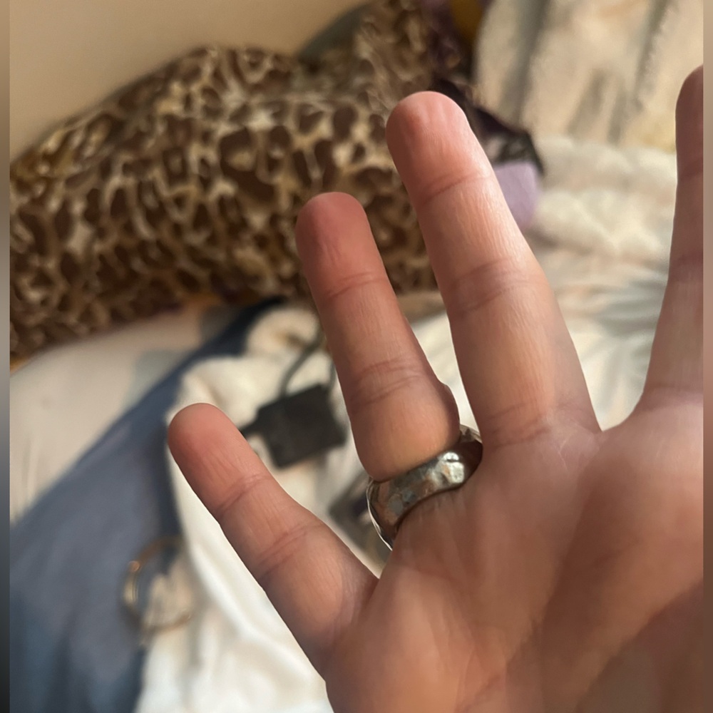 Women’s Big, Cool, Silver Statement Ring w| Words & Jewel in the Middle - Picture 4 of 7